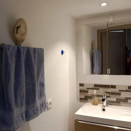 度假居 L'astre Loupian